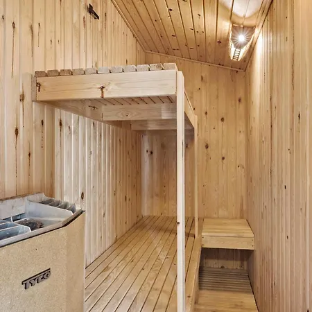 Beautiful In With Sauna *